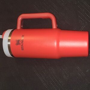 Used Great Condition 30 Oz Stanley Red Tumbler
